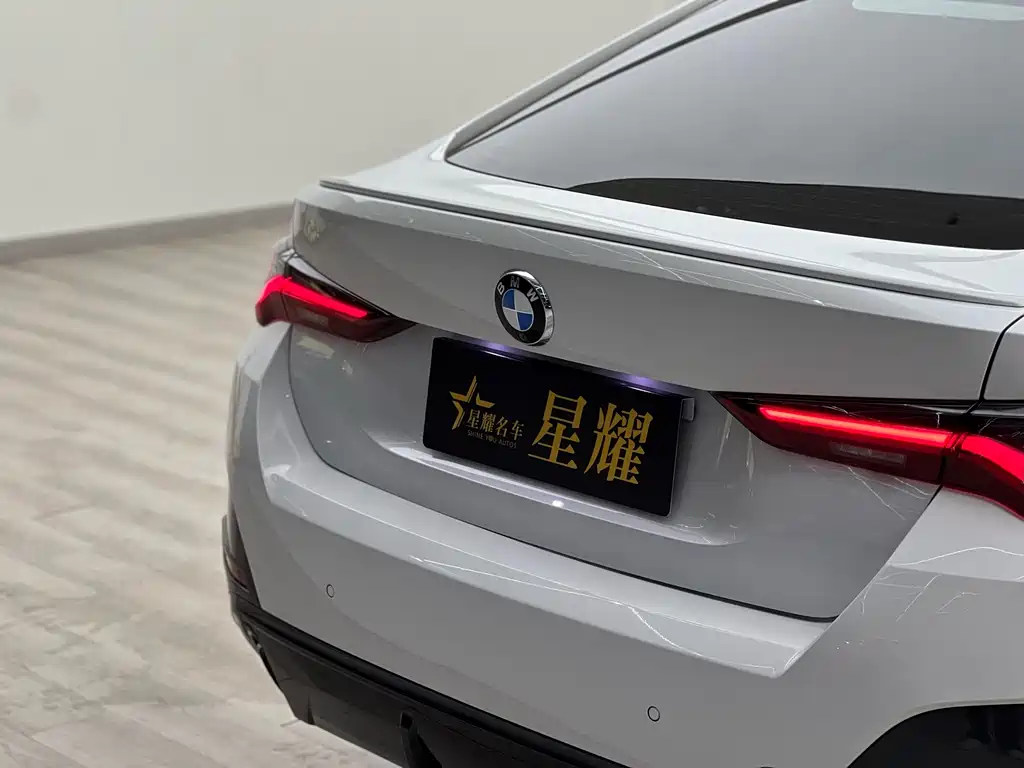 BMW 4 Series 2022 — фото 18
