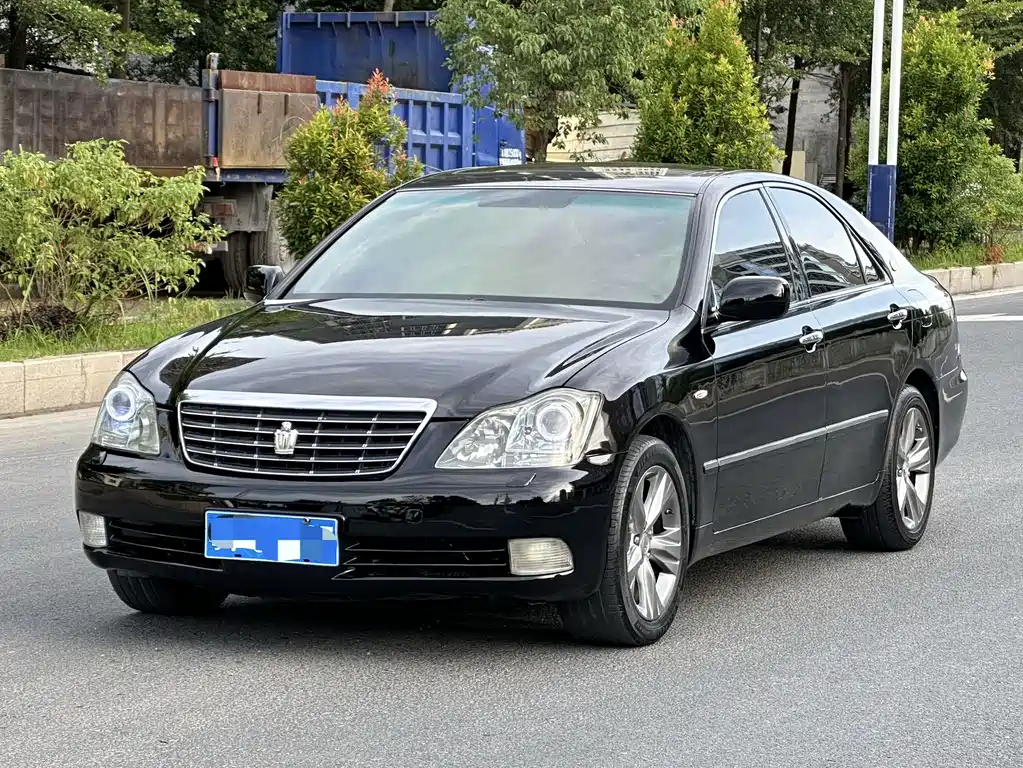 Toyota Crown 2009