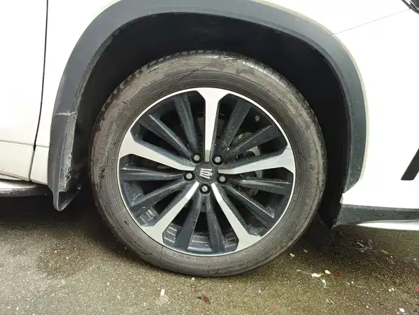 Toyota Crown Kluger 2024