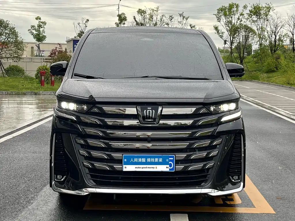 Toyota Vellfire 2024 — фото 2