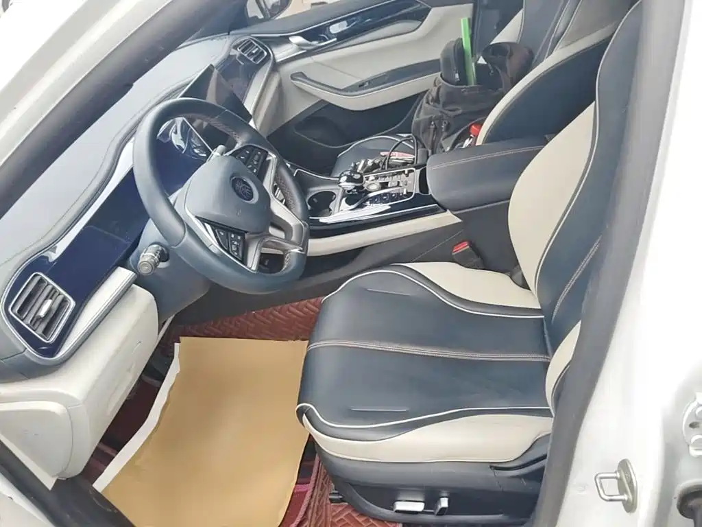 BYD Qin PLUS 2022 — фото 15