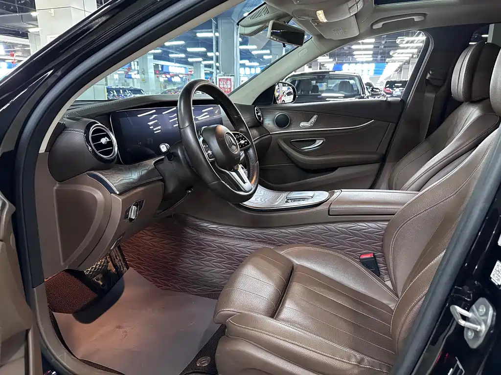 Mercedes-Benz E-Class 2019 — фото 5