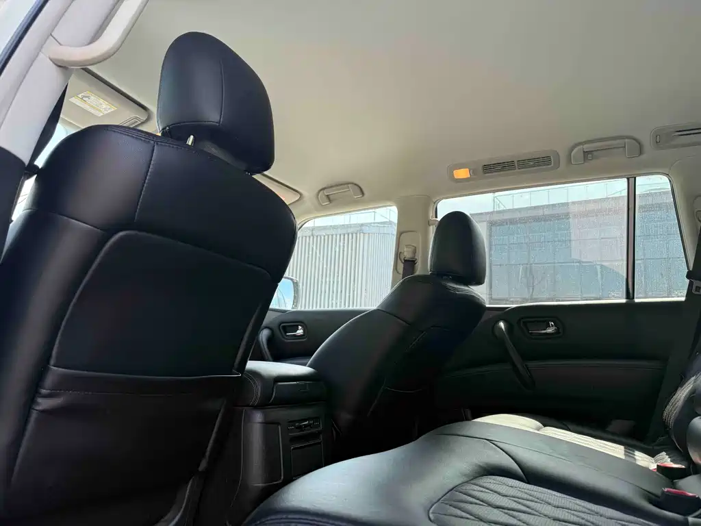 Nissan Patrol 2019 — фото 15