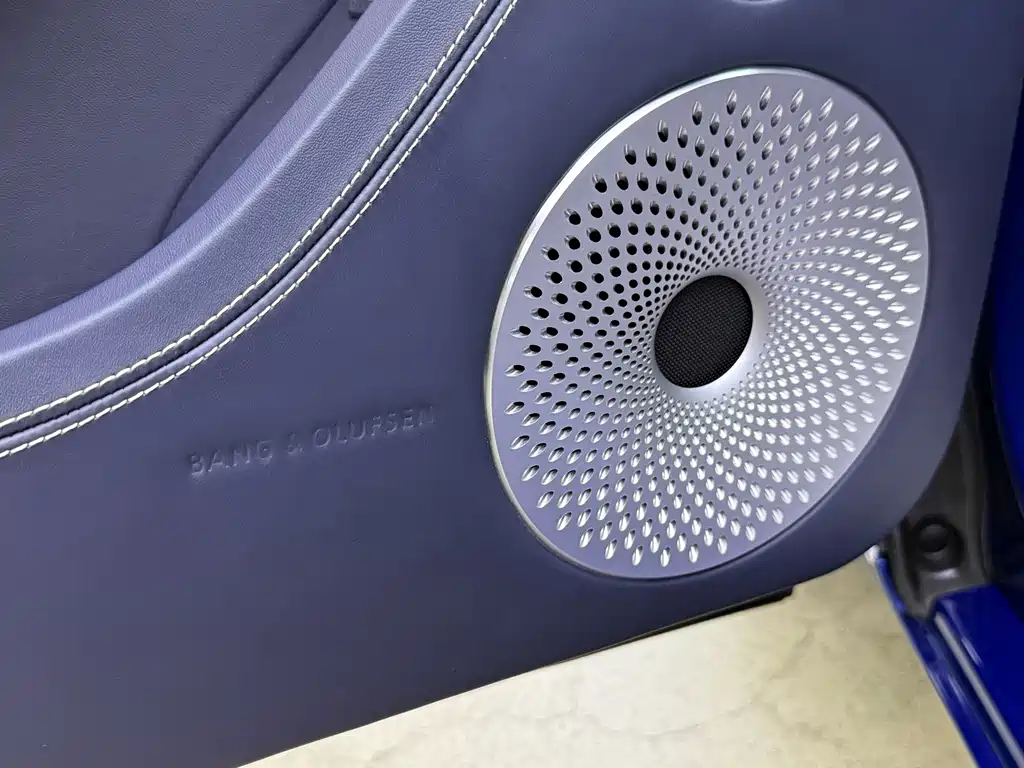 Bentley Continental 2020 — фото 10