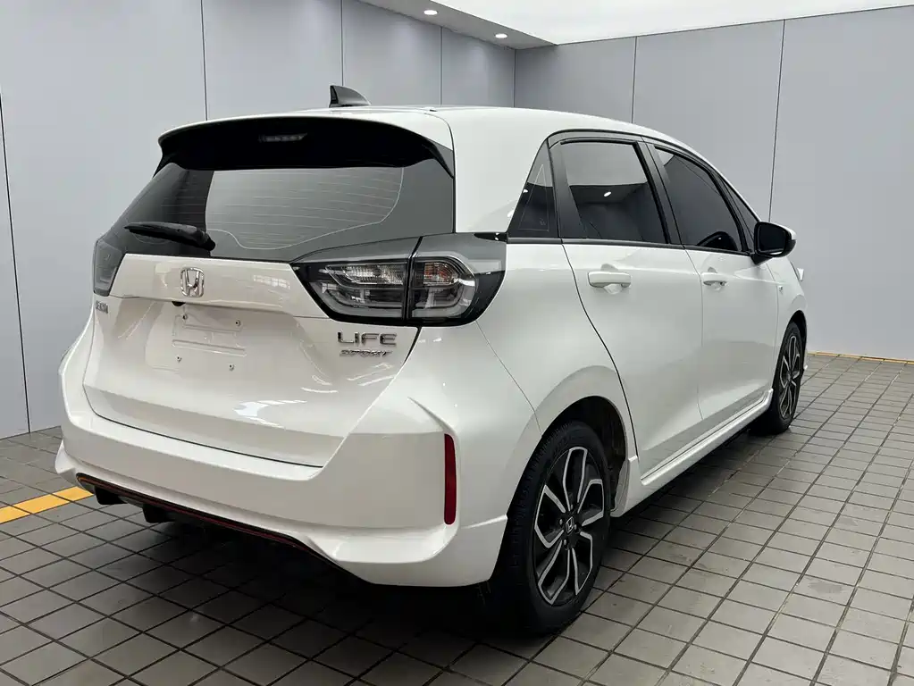 Honda LIFE 2023