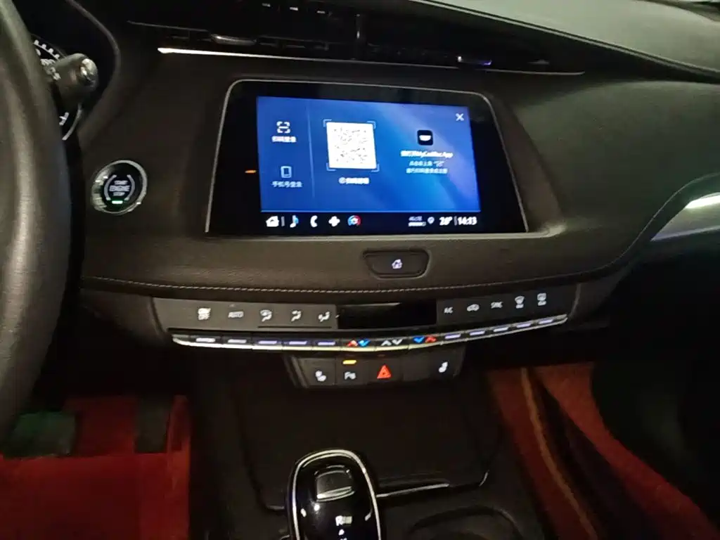 Cadillac XT4 2021 — фото 13