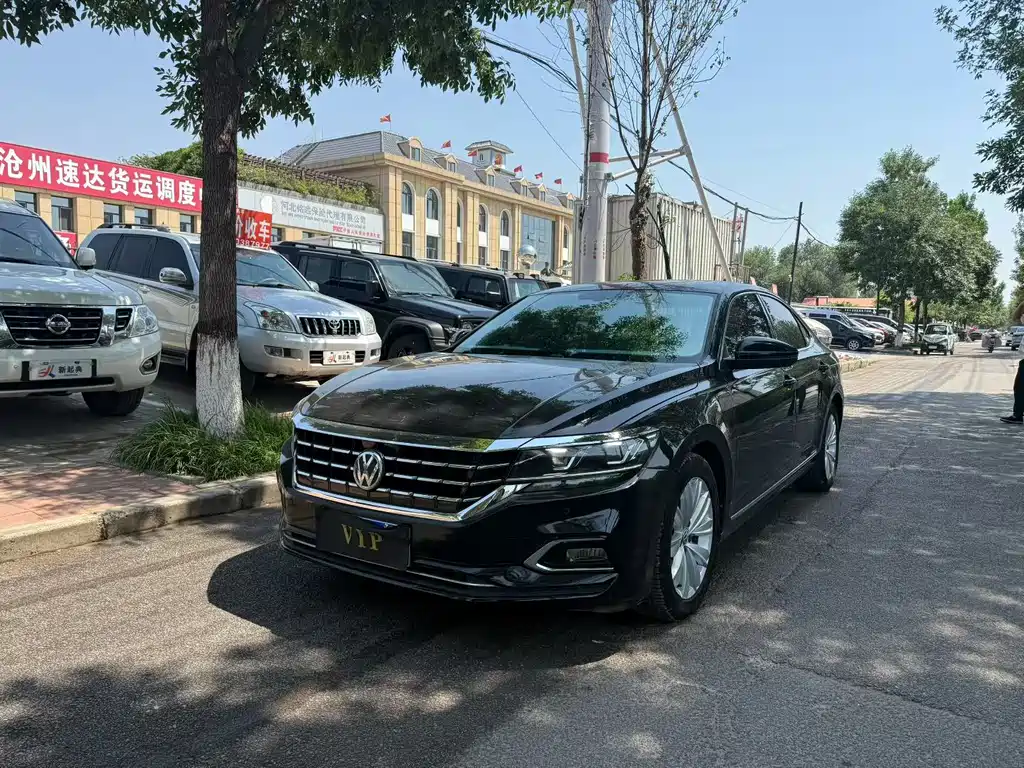 Volkswagen Passat 2019 — фото 1