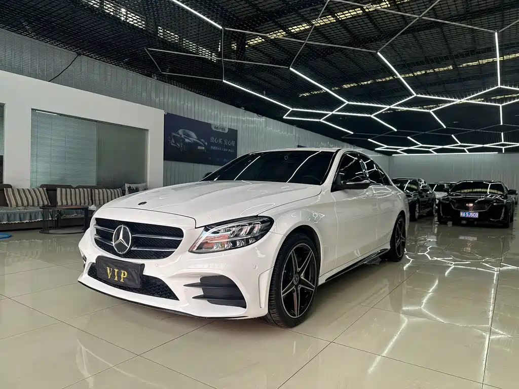 Mercedes-Benz C-Class 2020 — фото 1