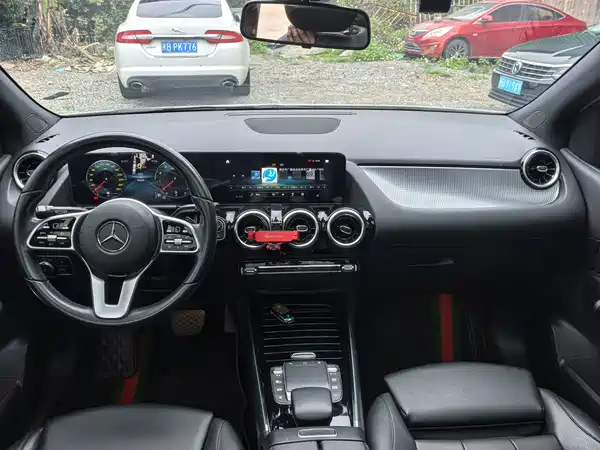 Mercedes-Benz B-Class 2021