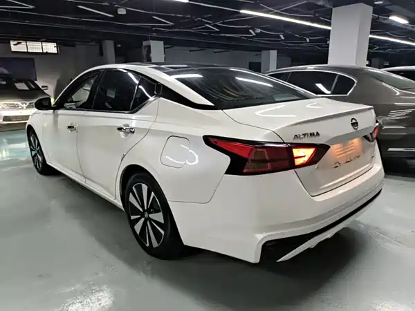 Nissan Teana 2020