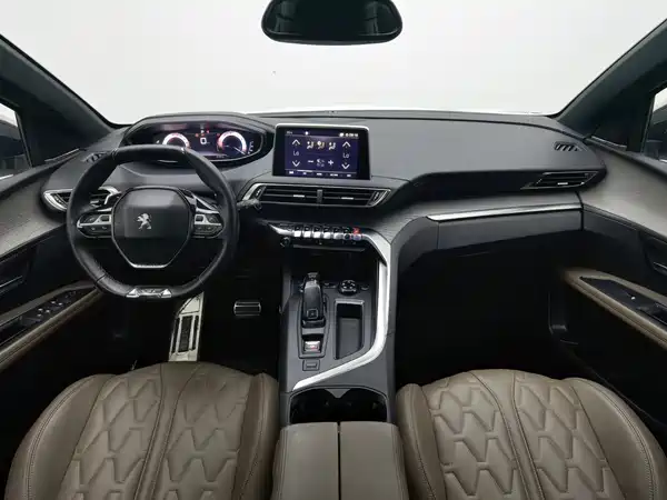 Peugeot 5008 2017