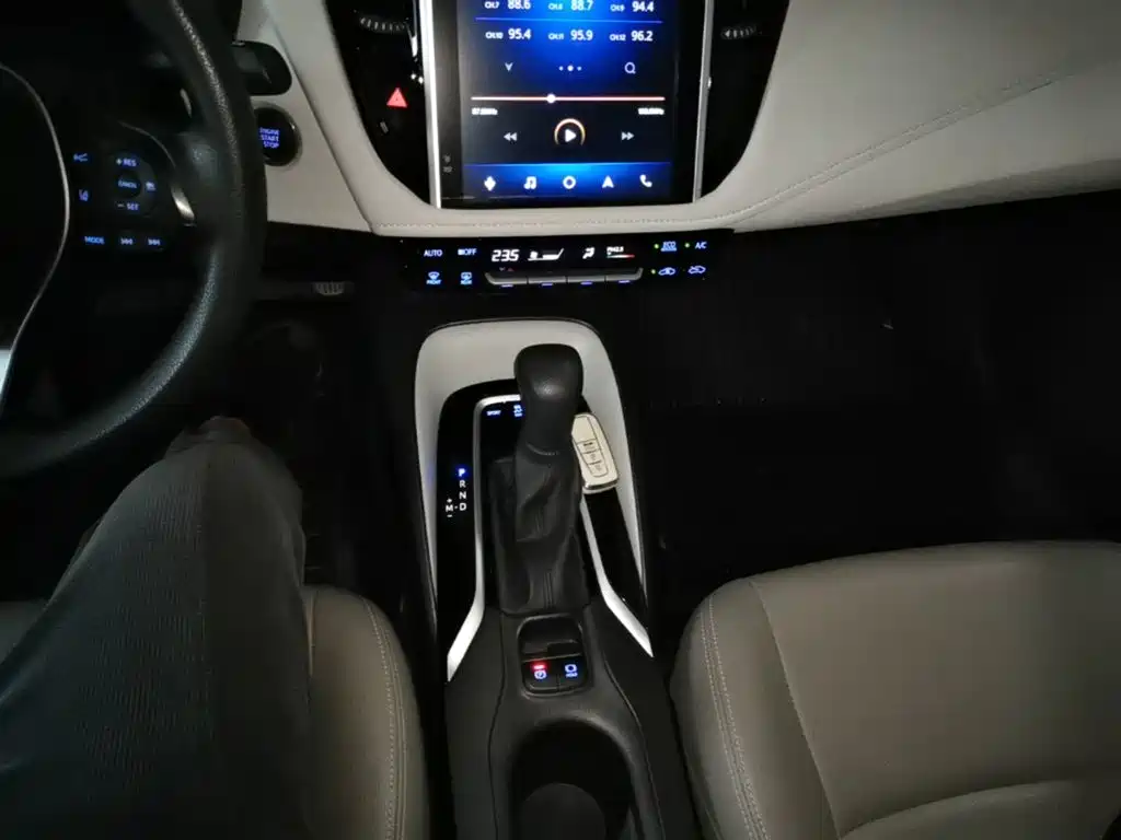 Toyota Levin 2019 — фото 14