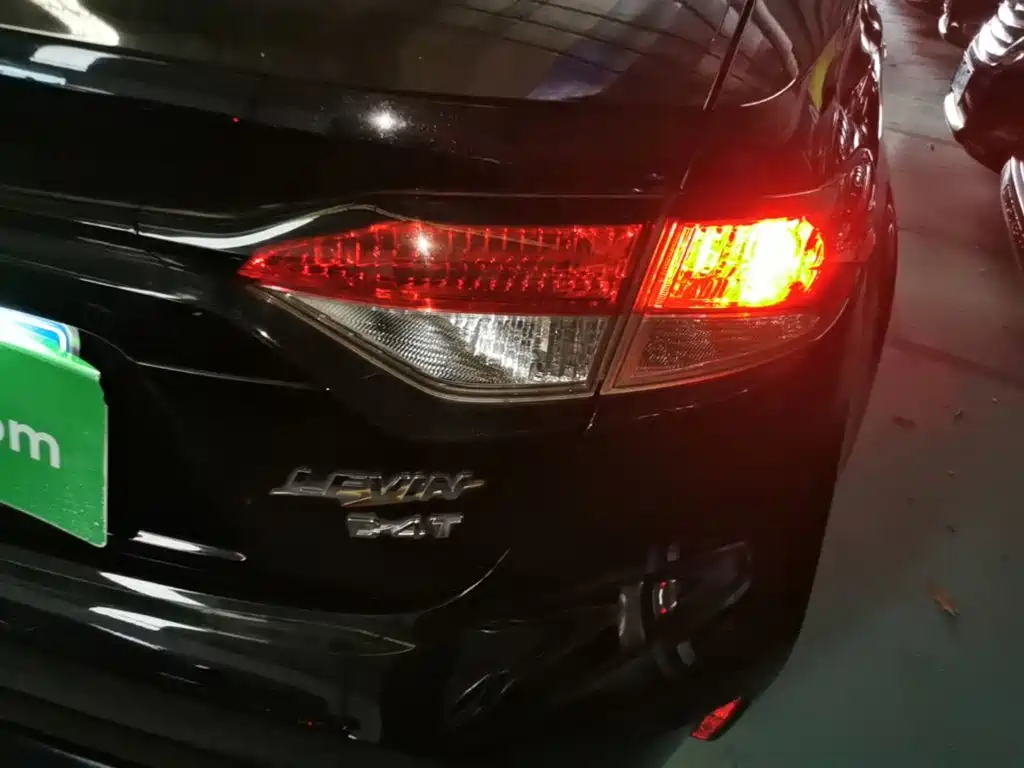 Toyota Levin 2019 — фото 8