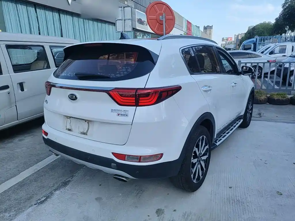 Kia KX5 2017 — фото 7