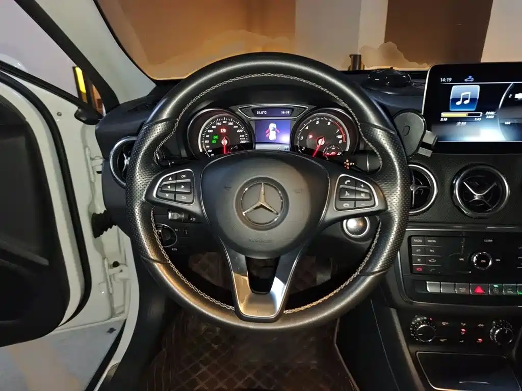 Mercedes-Benz GLA 2018