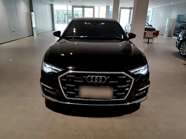Audi A6L 2025