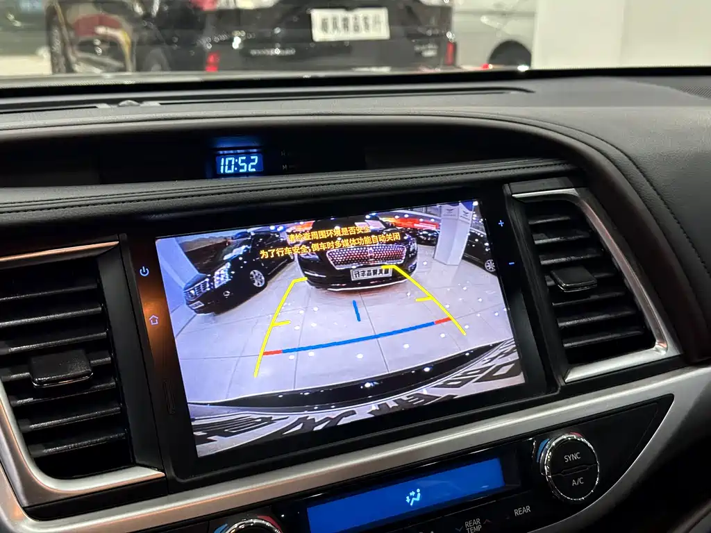 Toyota Highlander 2020 — фото 20