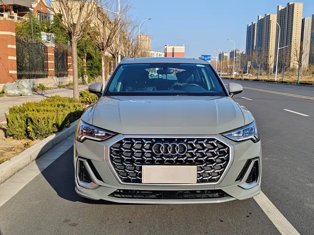 Audi Q3 2023 — фото 17