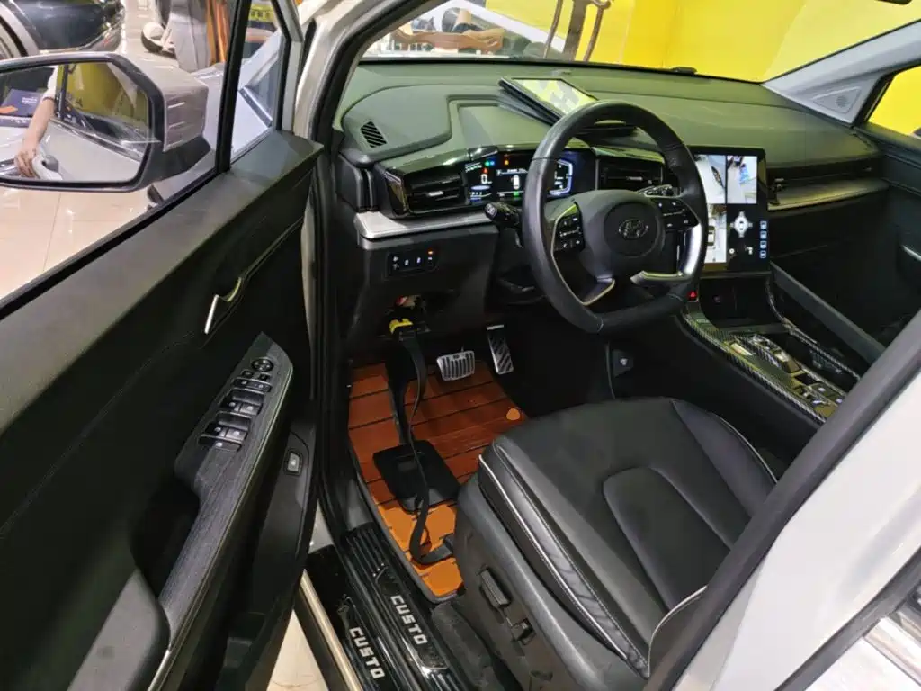 Hyundai Custo 2022 — фото 16