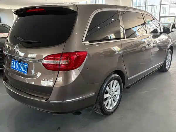 Buick GL8 2017