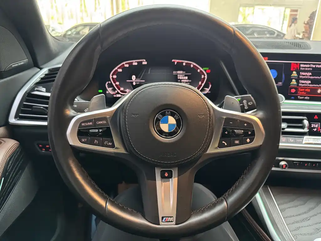 BMW X7 2019 — фото 23