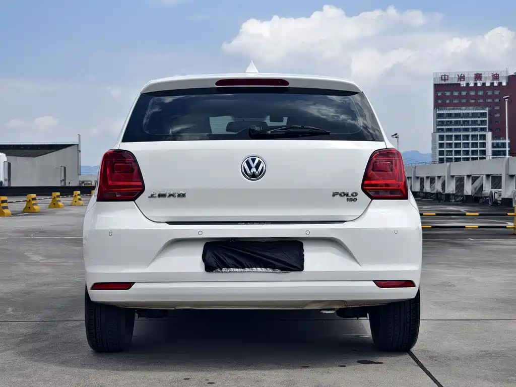 Volkswagen Polo 2016 — фото 5