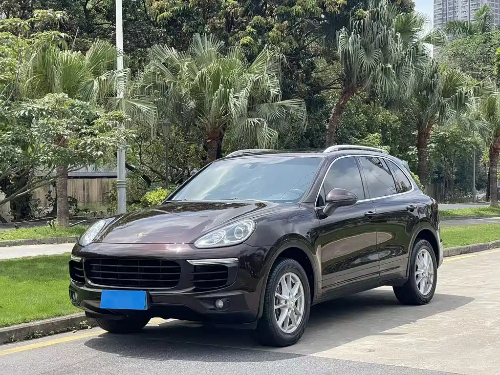 Porsche Cayenne 2017 — фото 1