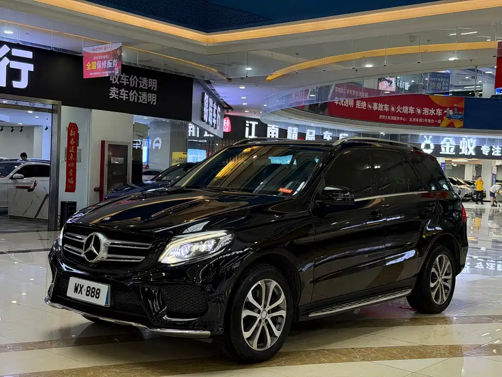 Mercedes-Benz GLE 2015