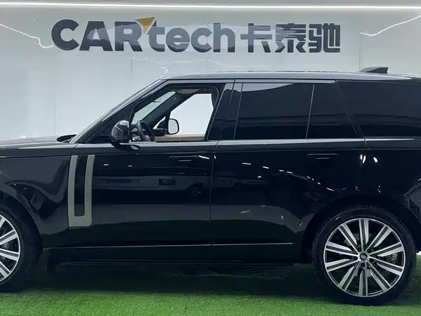 Land Rover Range Rover 2024