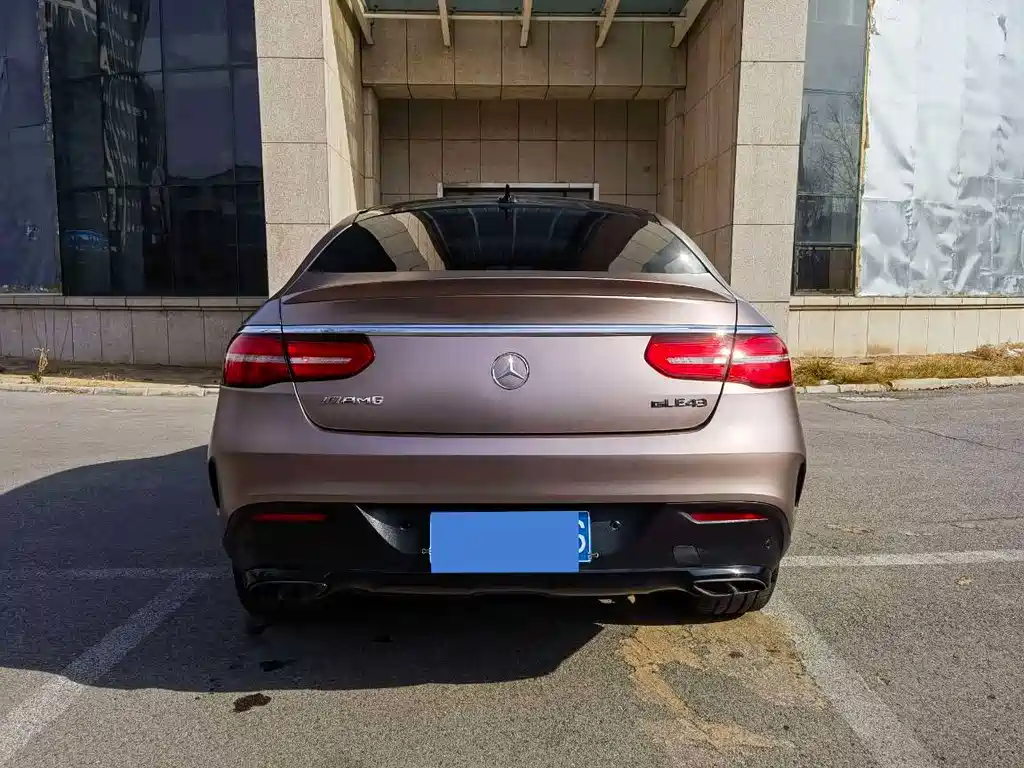 Mercedes-Benz GLE Coupe AMG 2017 — фото 4