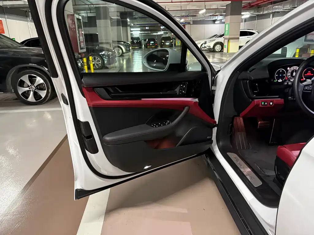 Porsche Panamera 2024
