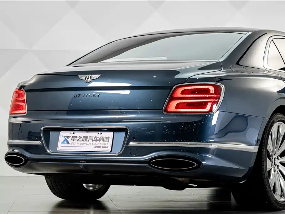 Bentley Flying Spur 2021 — фото 8