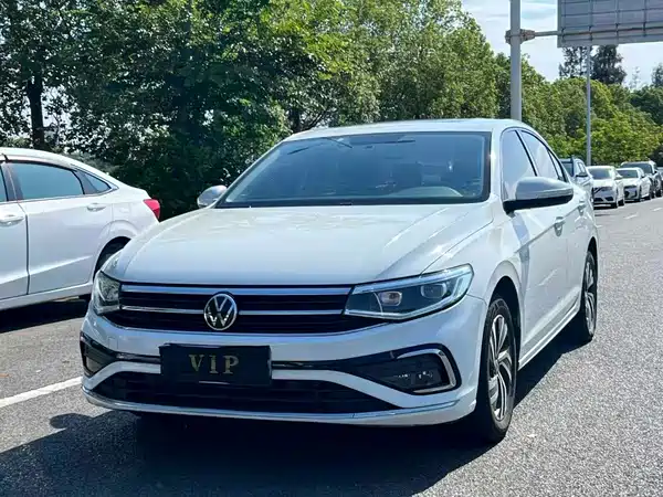 Volkswagen Bora 2023