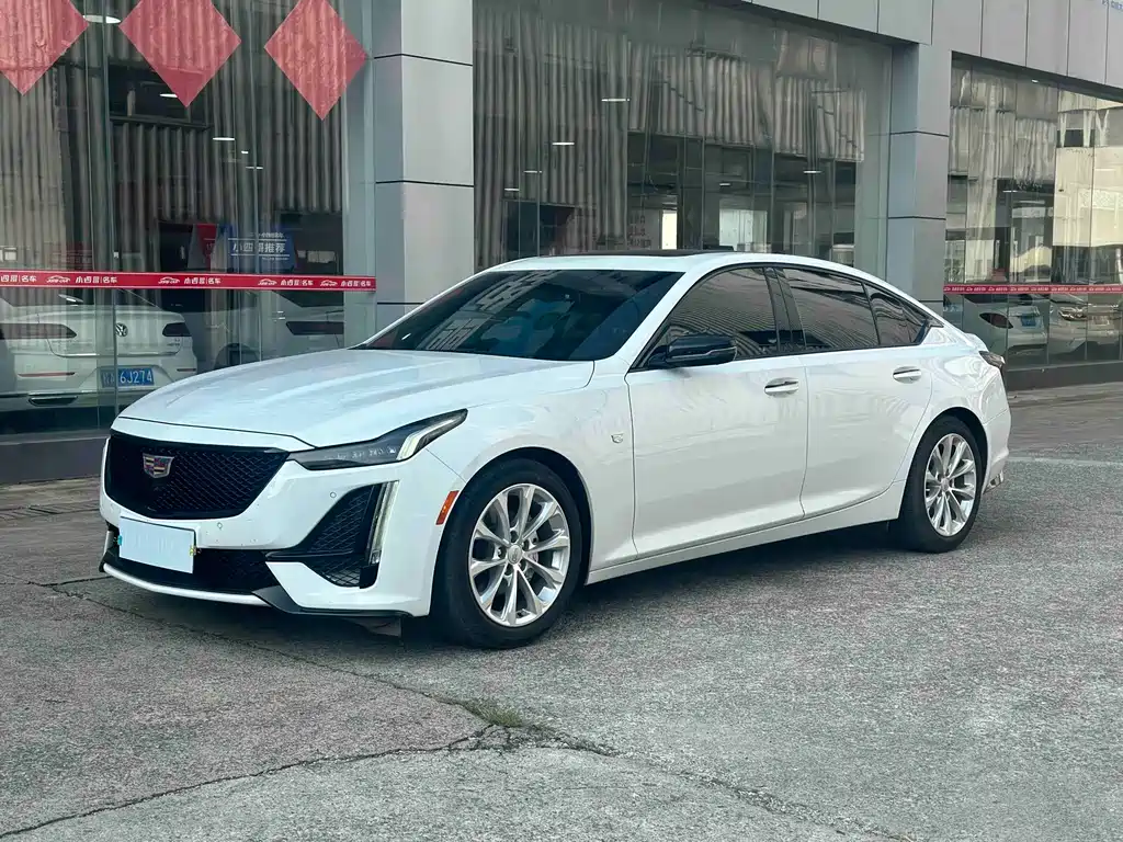 Cadillac CT5 2021 — фото 1