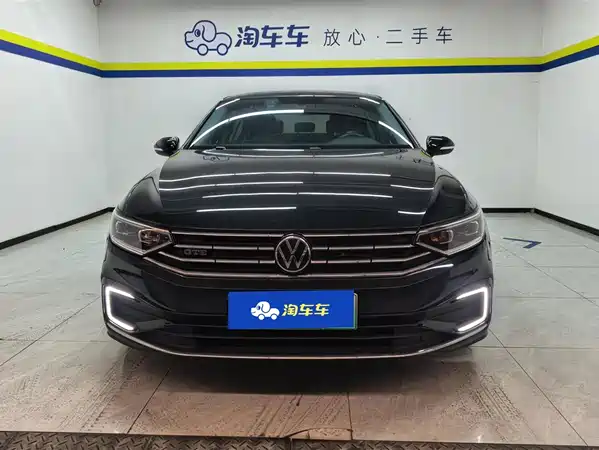 Volkswagen Magotan PHEV 2022