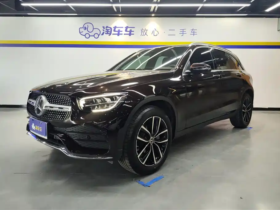 Mercedes-Benz GLC 2022 — фото 1