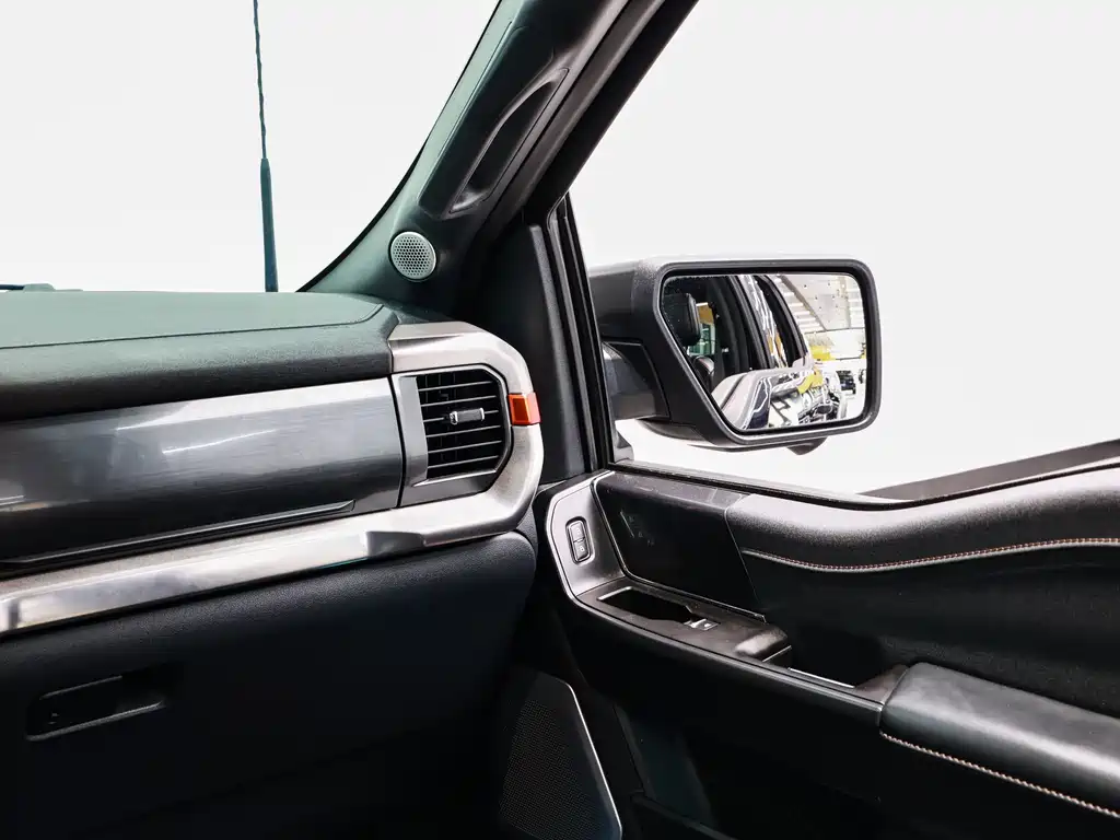 Ford F-150 Raptor 2023 — фото 20