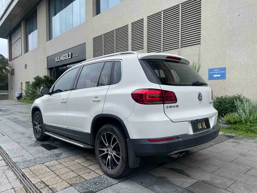 Volkswagen Tiguan 2015 — фото 9