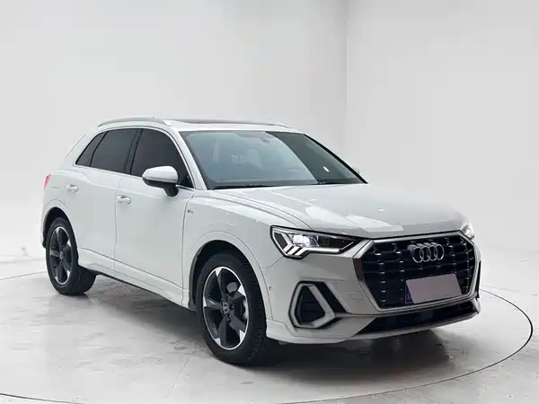Audi Q3 2022