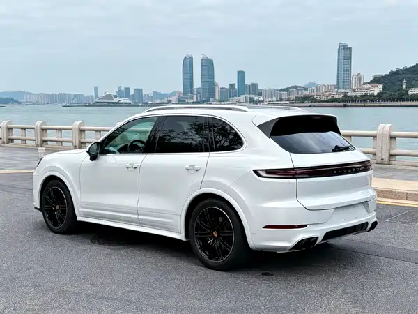 Porsche Cayenne 2013