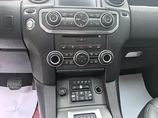 Land Rover Discovery 2014
