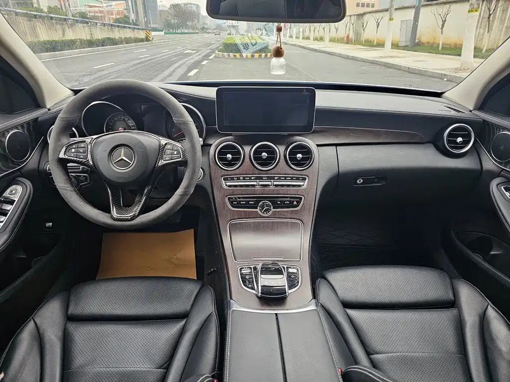Mercedes-Benz C-Class 2017 — фото 7