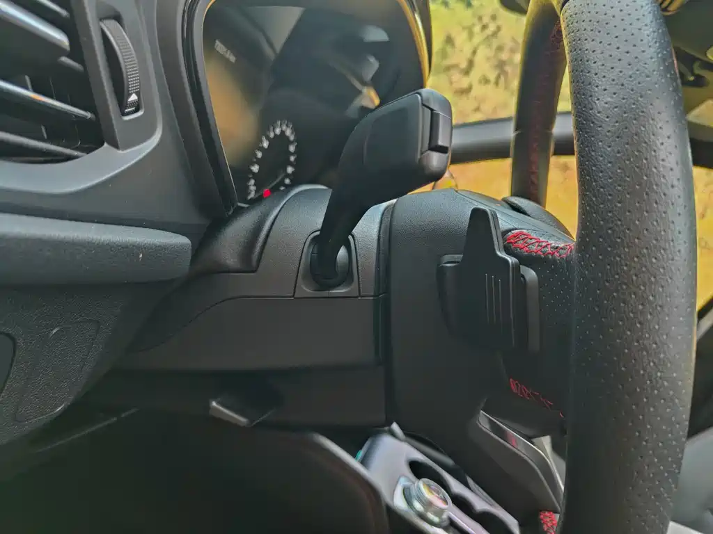 Ford Focus 2020 — фото 14