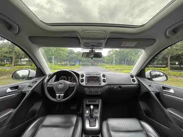 Volkswagen Tiguan 2015