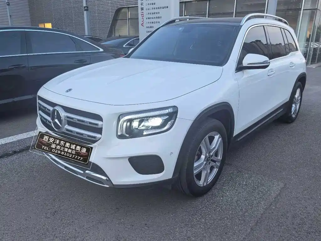 Mercedes-Benz GLB 2021