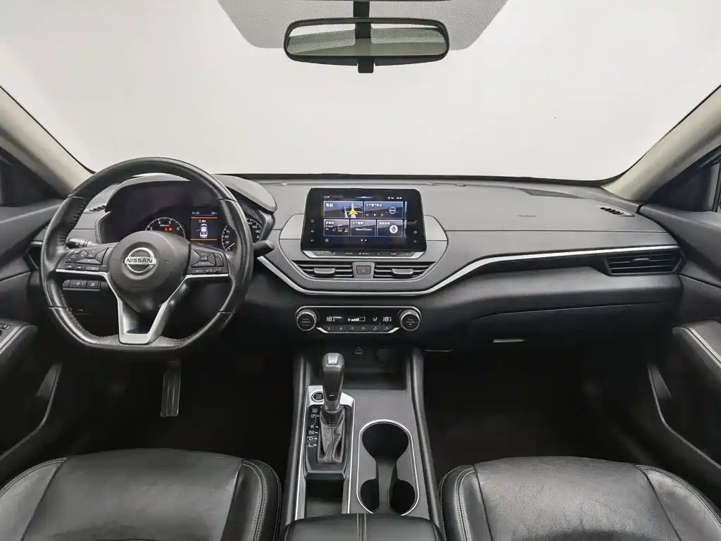Nissan Teana 2020