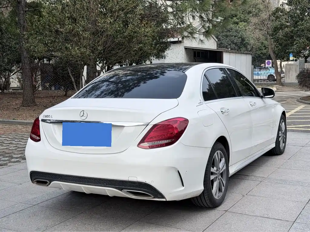 Mercedes-Benz C-Class 2018 — фото 15