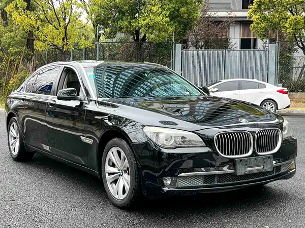 BMW 7 Series 2011
