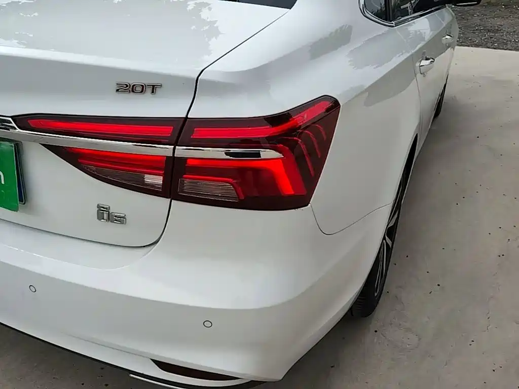 Roewe i6 Classic 2018 — фото 8