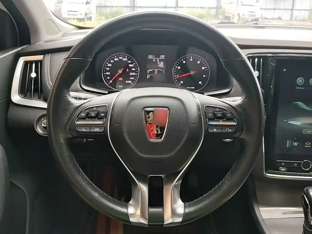 Roewe i6 Classic 2018 — фото 11